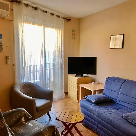 Figueres 12 Apartment *