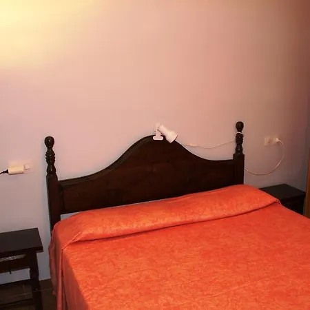 Figueres 12 Apartment *